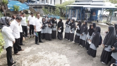 Kunjungi PERUMDA TM, Siswi SMA Islam Terpadu Insan Madani Belajar Proses Pengolahan Air Bersih
